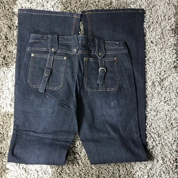 Y2K Gnger Low Rise Flare. Runs small. New With Tags - Picture 3 of 4